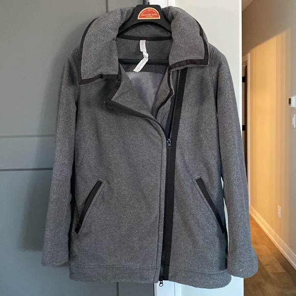 Lululemon Moto style fleece jacket - Picture 3 of 7